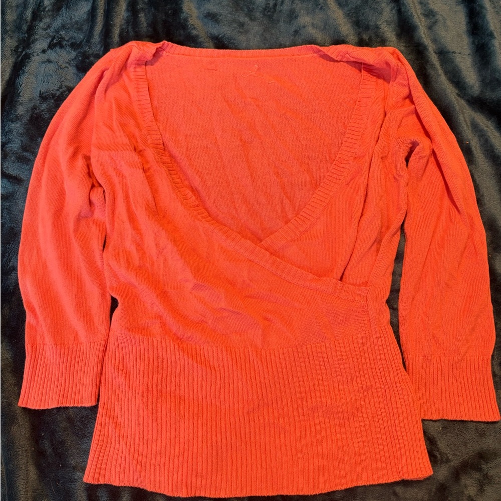Chic Pink V-Neck Sweater